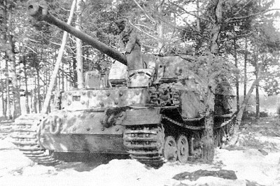 Těžká rota stíhačů tanků pozemního vojska 614 [1944-1945] - Elefant opuštěný jižně od Berlína v dubnu 1945