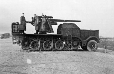 8,8 cm FlaK 37 auf Zgkw 18t - 