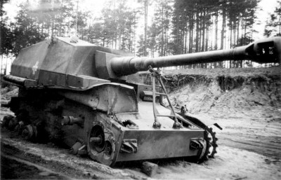 10 cm K 18 auf Panzer Selbstfahrlafette IVa - 